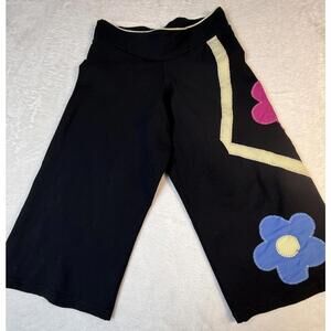 Margarita Supplex Women Pull On Yoga Flare Crops Size 2 Black Hot Pink Flower
